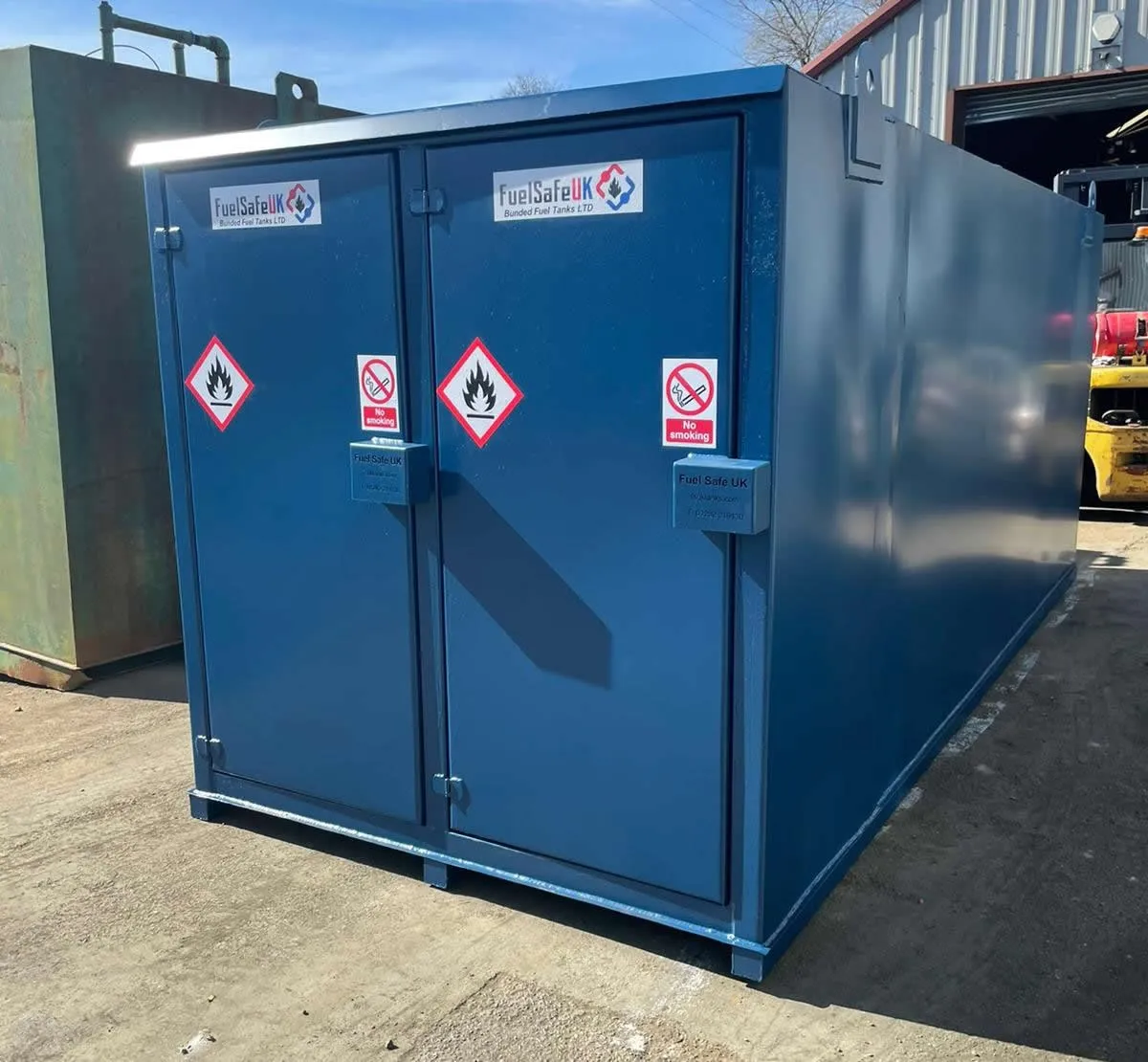 Bunded fuel tank available for hire